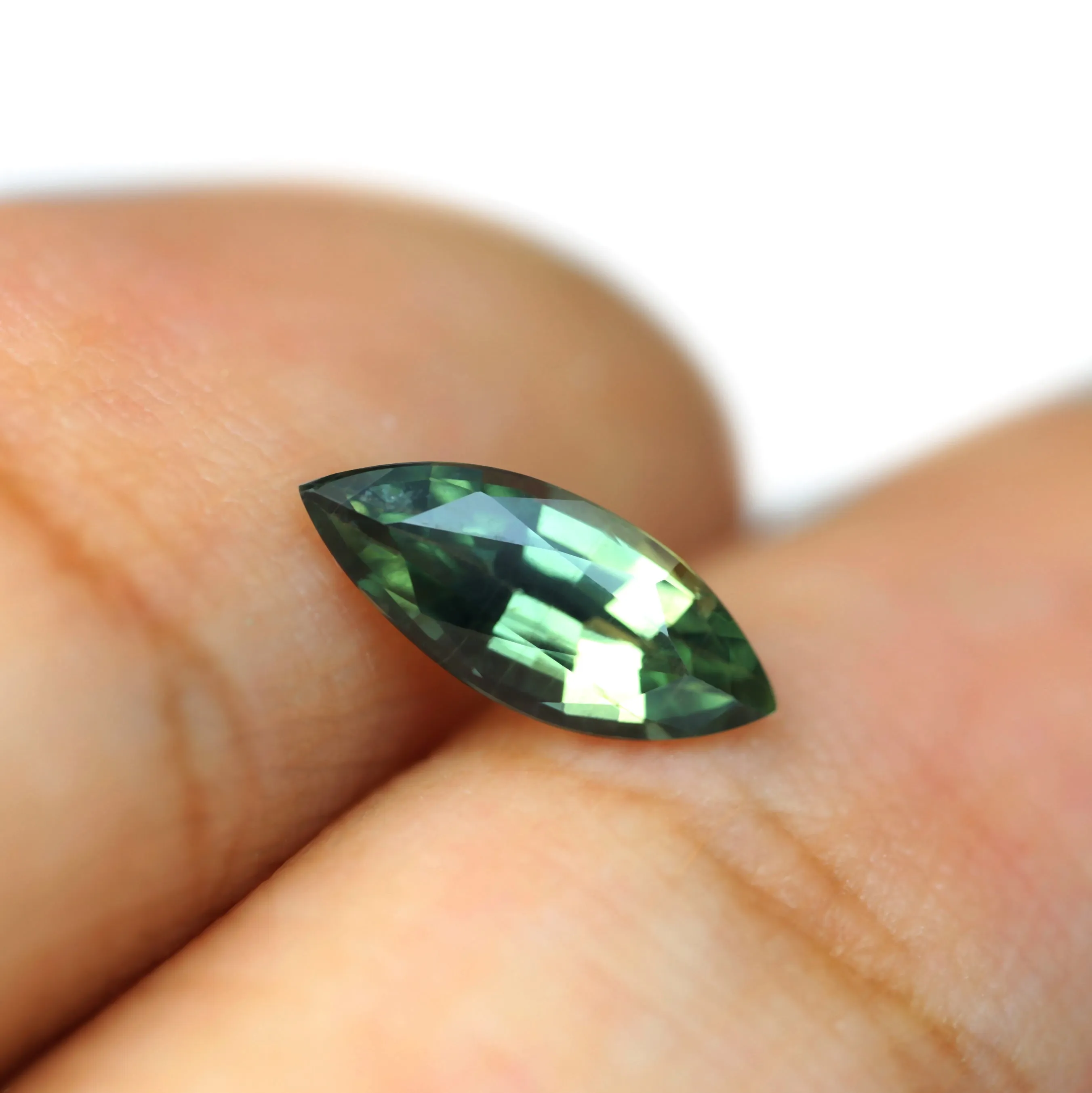 0.60ct Certified Natural Green Sapphire