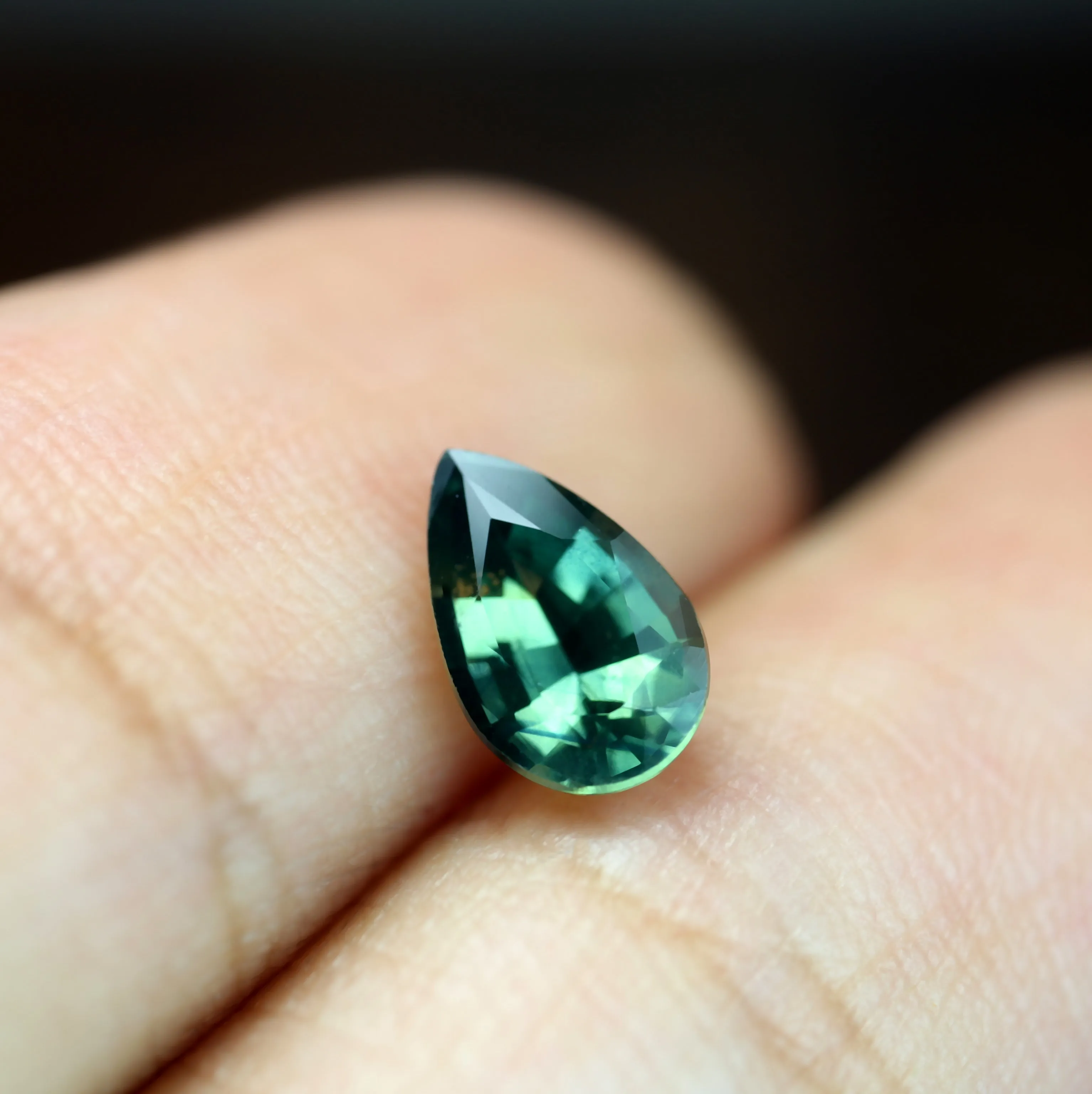 0.82ct Certified Natural Teal Sapphire