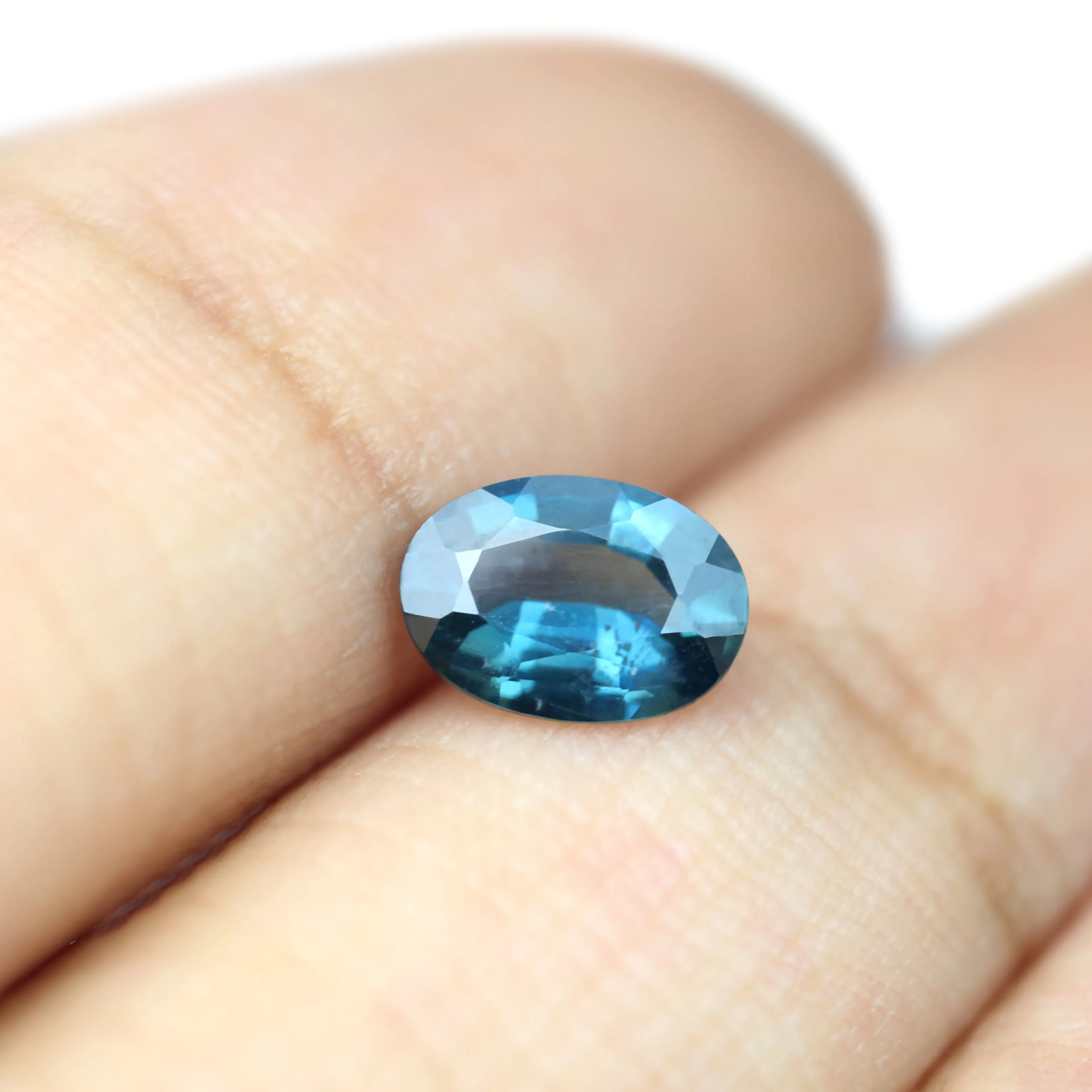 0.83ct Certified Natural Teal Sapphire