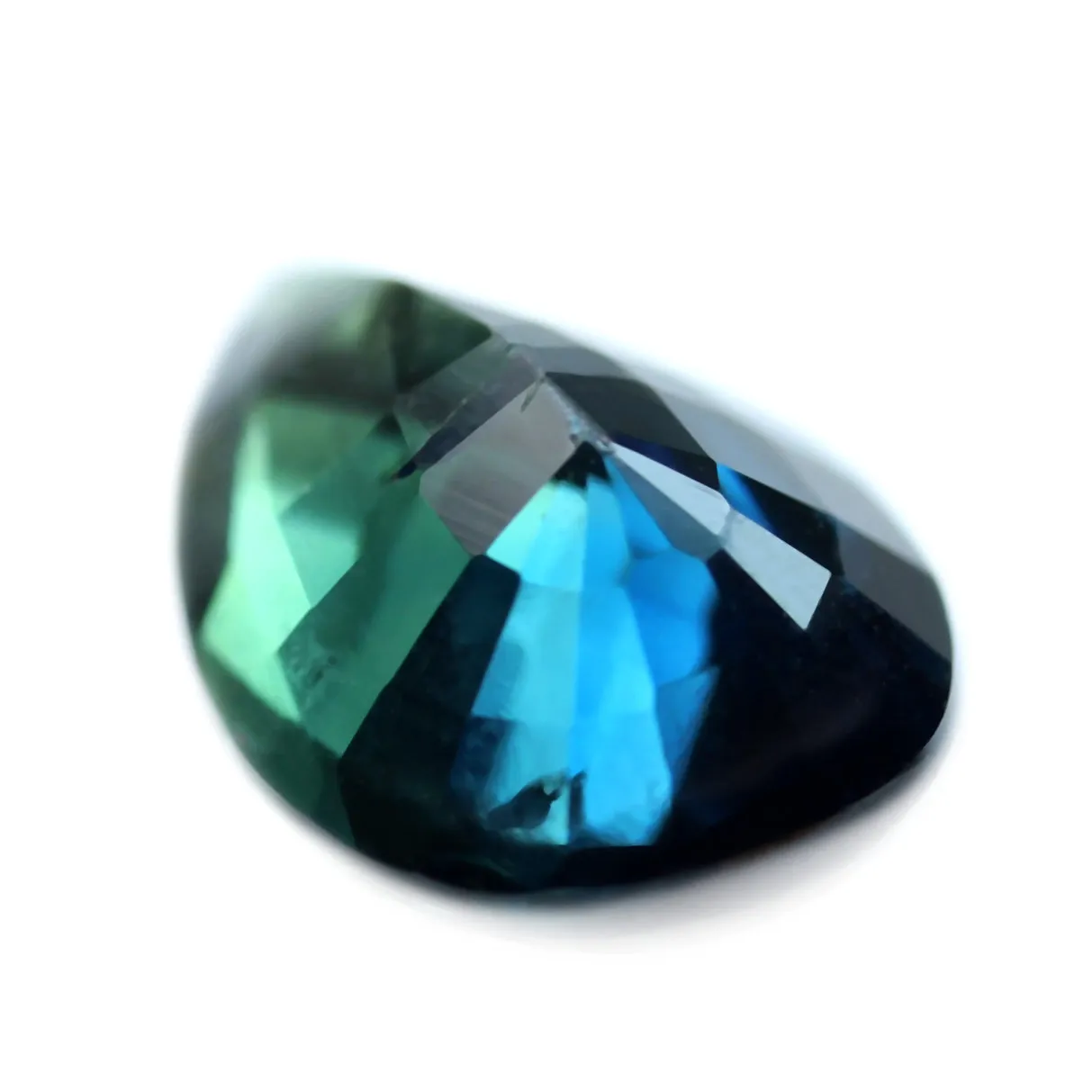 0.96ct Certified Natural Teal Sapphire