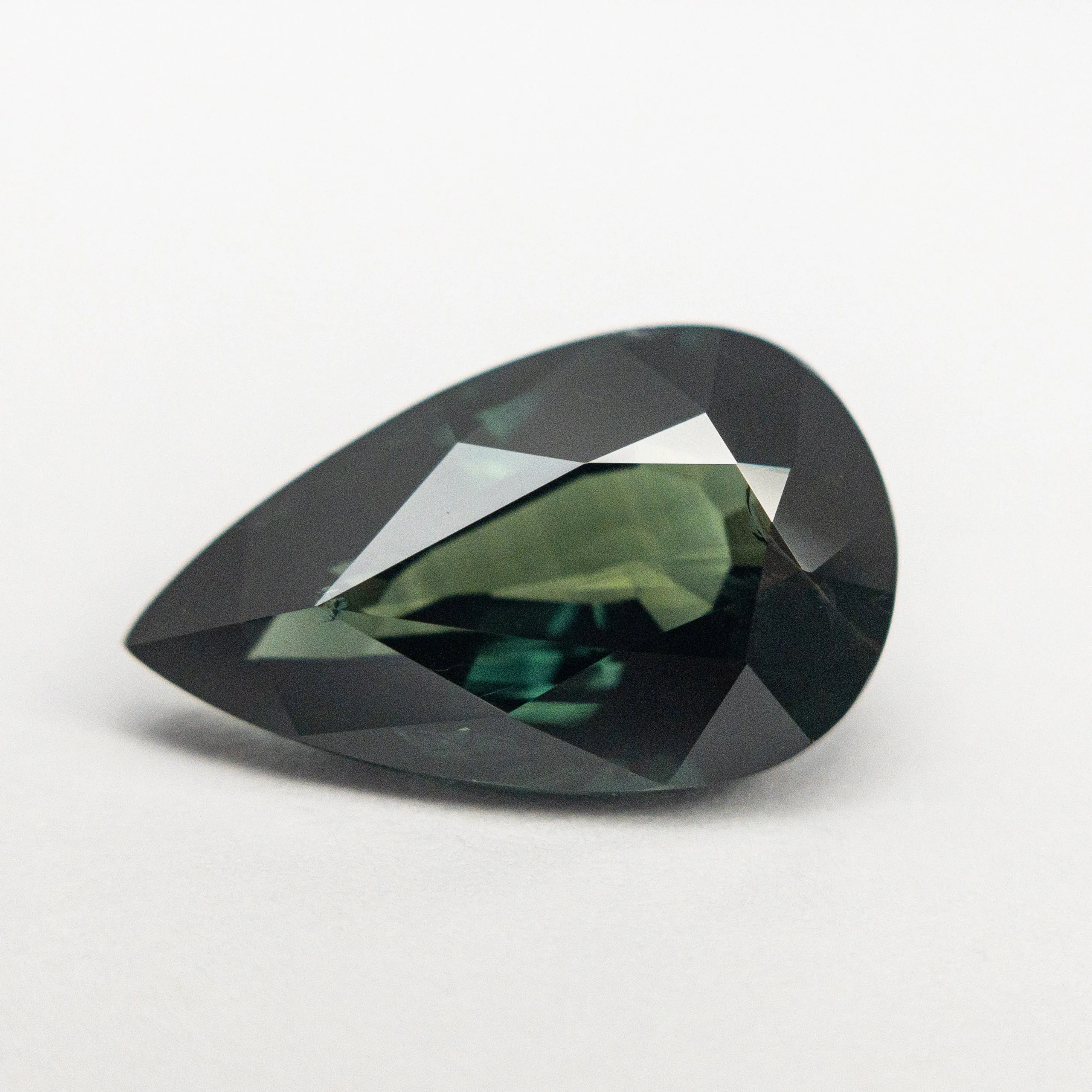 4.13ct 13.24x8.04x5.16mm Pear Brilliant Sapphire 21605-06