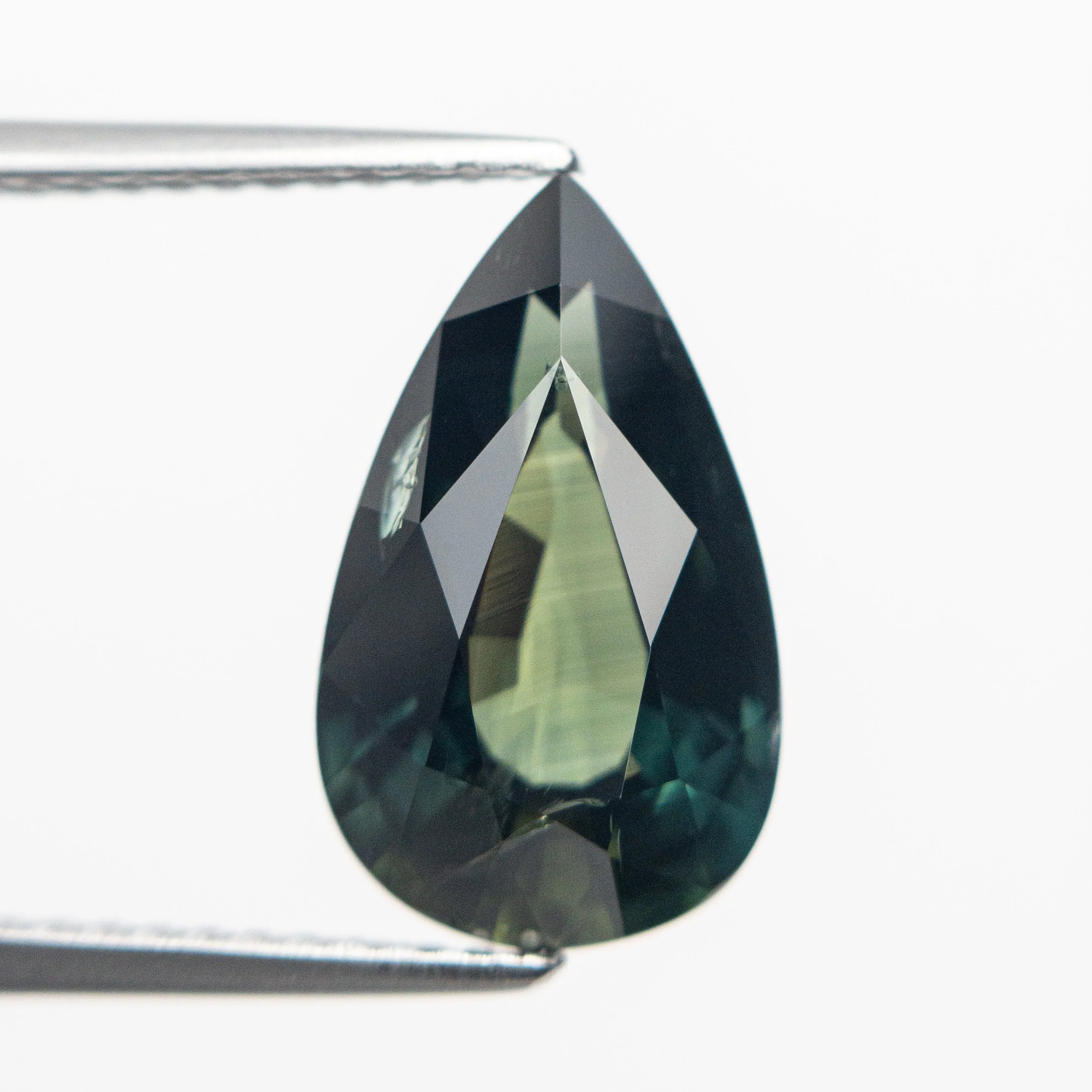 4.13ct 13.24x8.04x5.16mm Pear Brilliant Sapphire 21605-06
