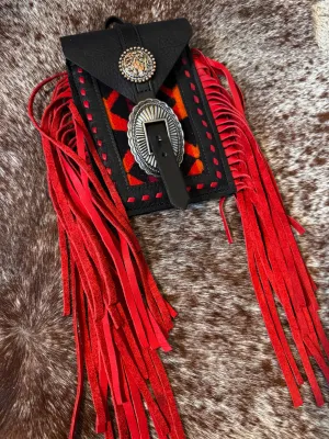 Back cinch saddle cell phone holder
