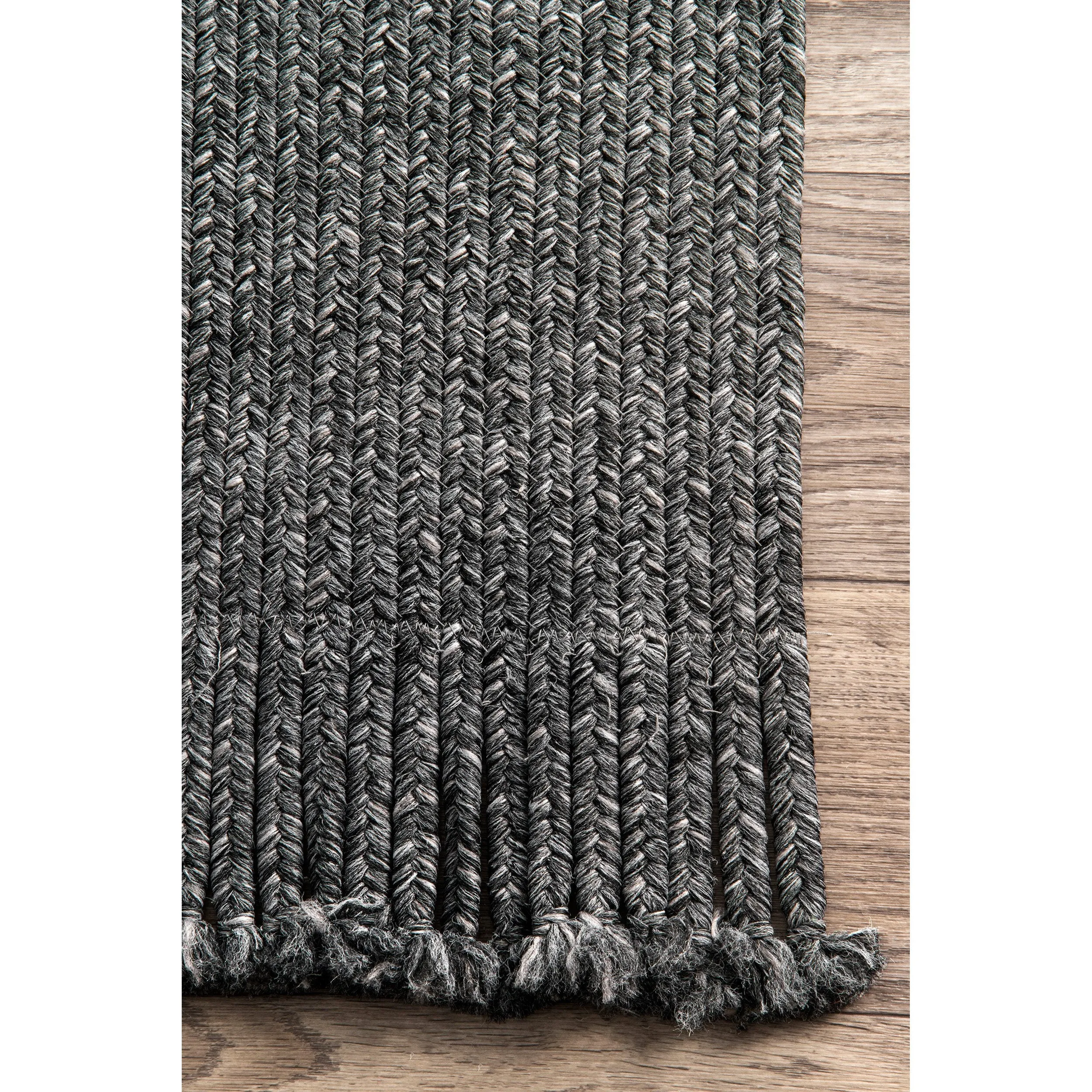 BRAIDED COURT TASSEL BLACK