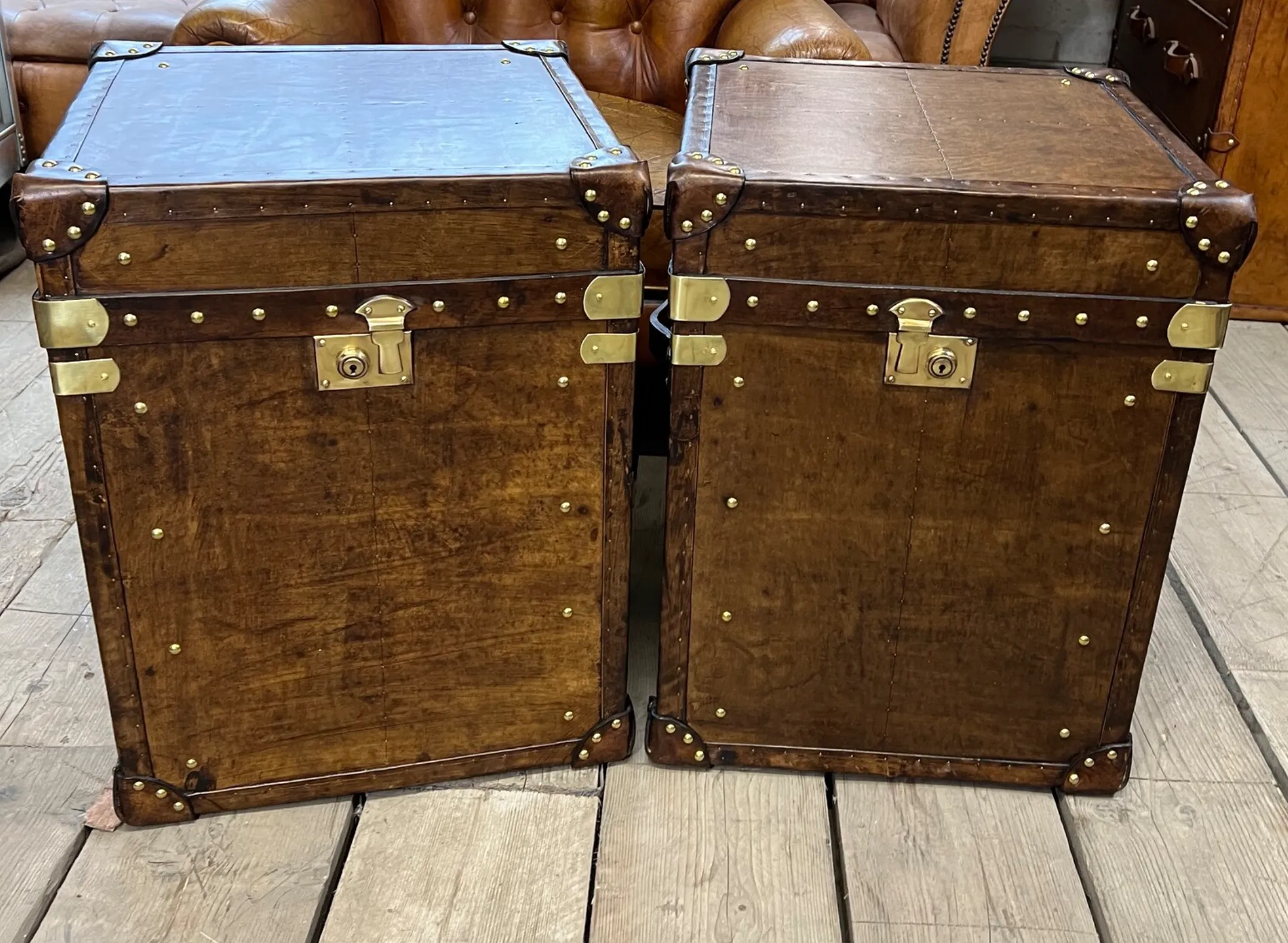 Bridle Leather Side Table Trunks