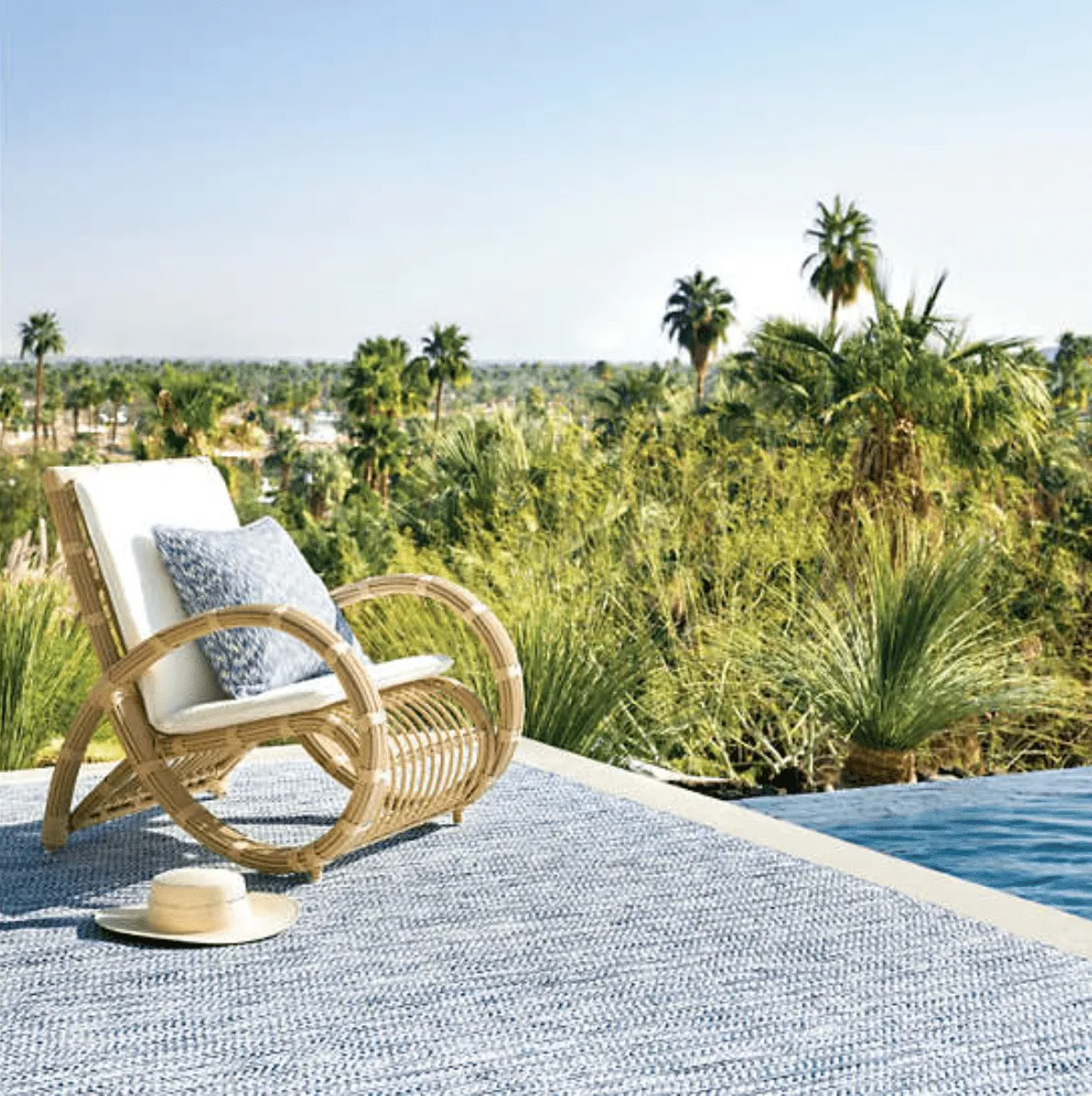 Coastal Blue Indoor/Outdoor Rug