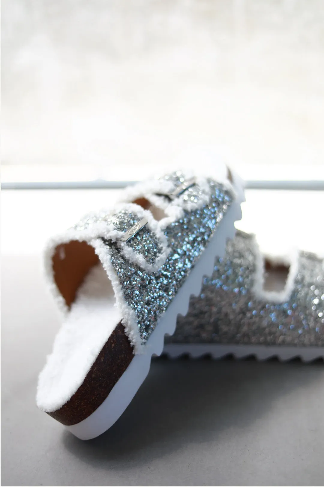 Foxx Silver Glitter
