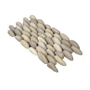 FRENCH TAN, STACKED PEBBLE