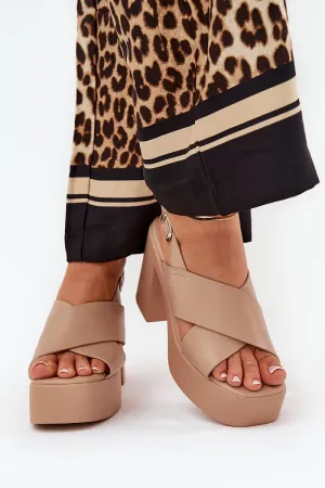 Heel sandals Step in style