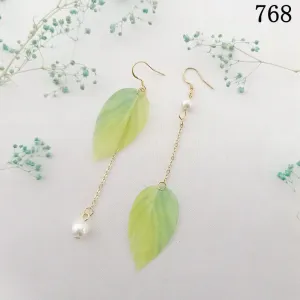 just-lil-things-drop-earrings-green-jlt10118