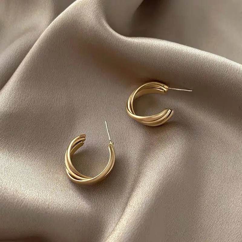 just-lil-things-hoop-earring-gold-earring-jlt10566