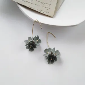 just-lil-things-pin-earrings-grey-earrings-jlt10479