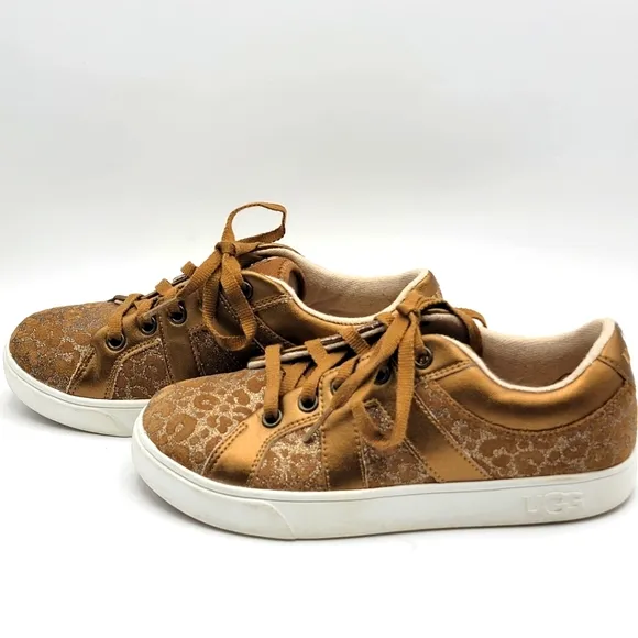 LIKE NEW!!! Ugg Kids' Marcus Sneaker Glitter Leopard. SIZE 3. #1163