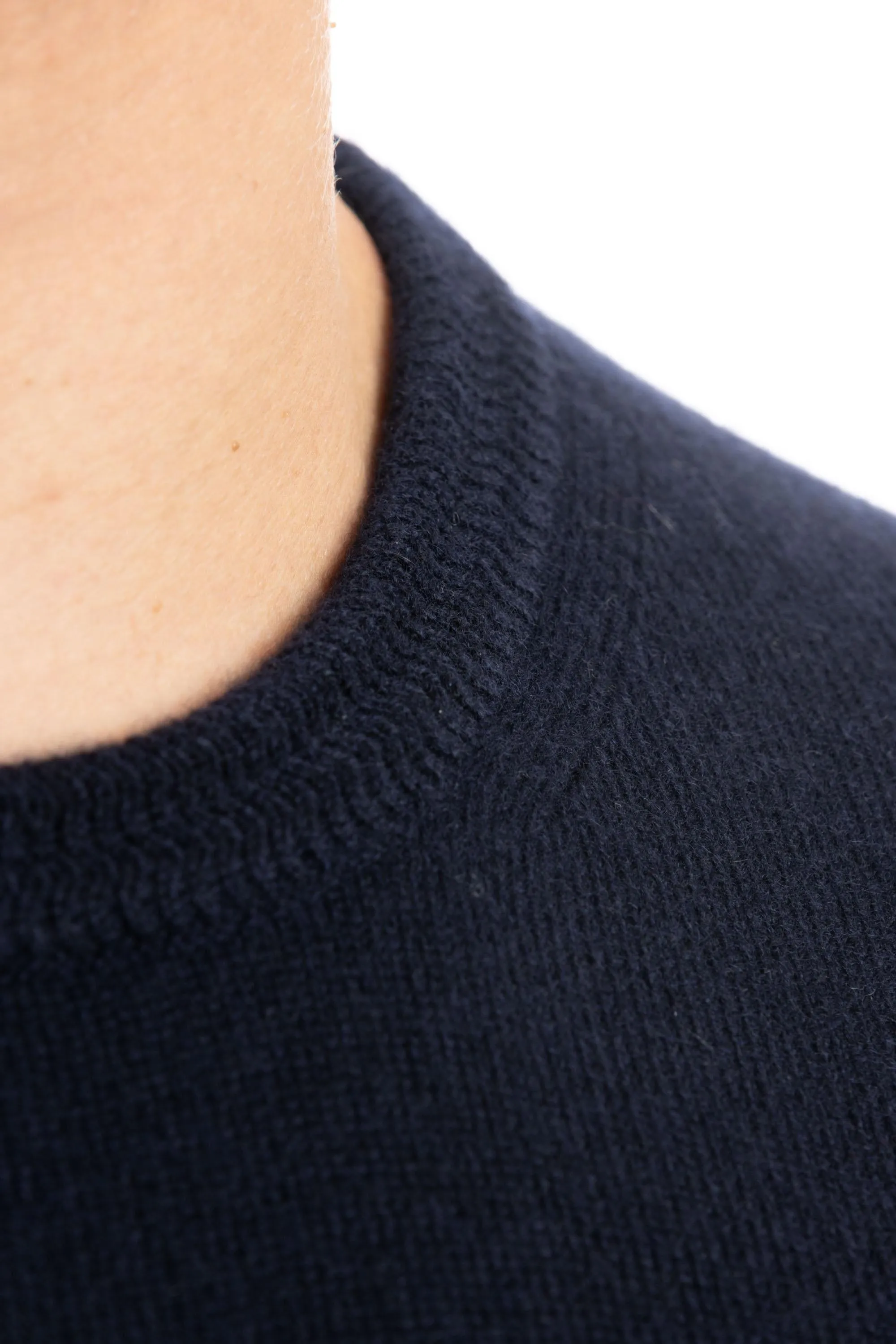 Maglia girocollo in kid cashmere