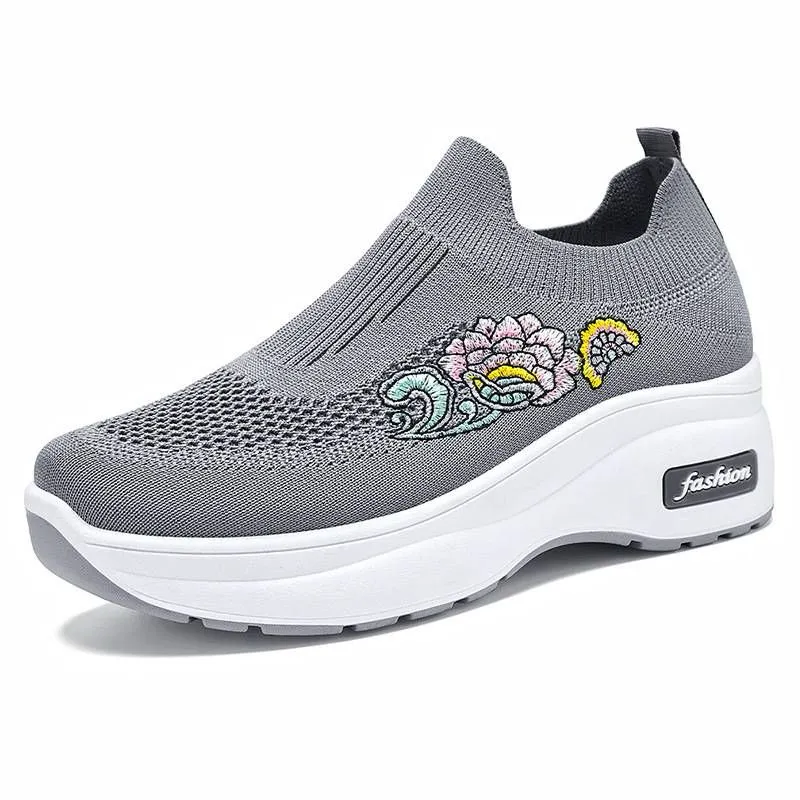 New Spring Casual Shoes with Ultra-Lightweight Soles