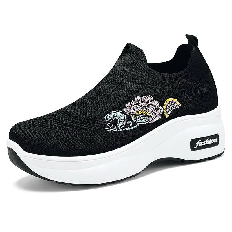 New Spring Casual Shoes with Ultra-Lightweight Soles