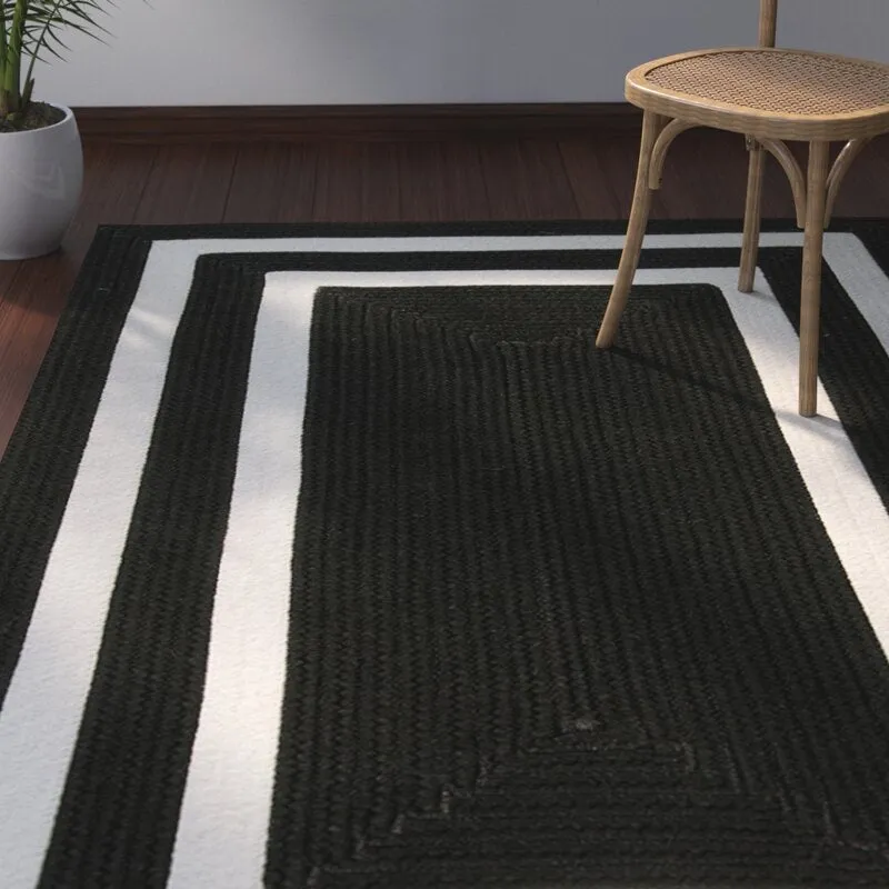 New Wayfair Indoor/Outdoor Great Quality Hand Braided Stain Resistant Area Rug Runner 2 Ft X 7 Ft, Black & White! Retails $250 