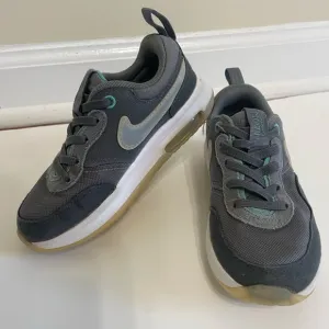 Nike Air Max Motif Grey White Size 11C