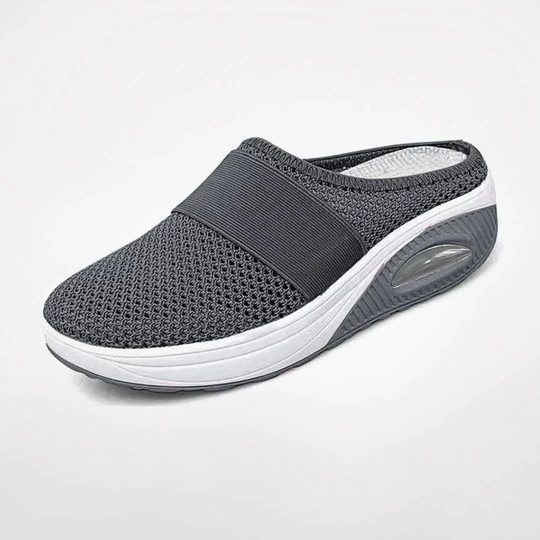 Non-slip Round Closed Toe Slip-on Sneakers