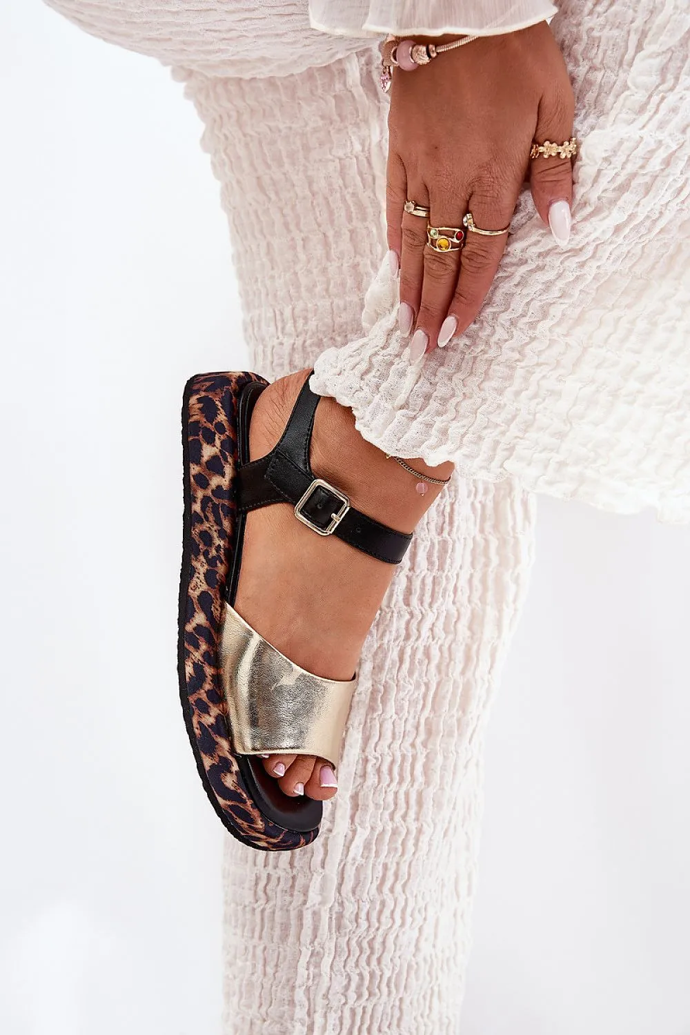 Sandals Step in style
