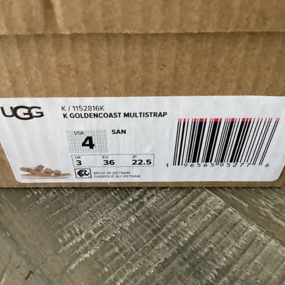 UGG Kids' GoldenCoast Slingback Sandal, size 4