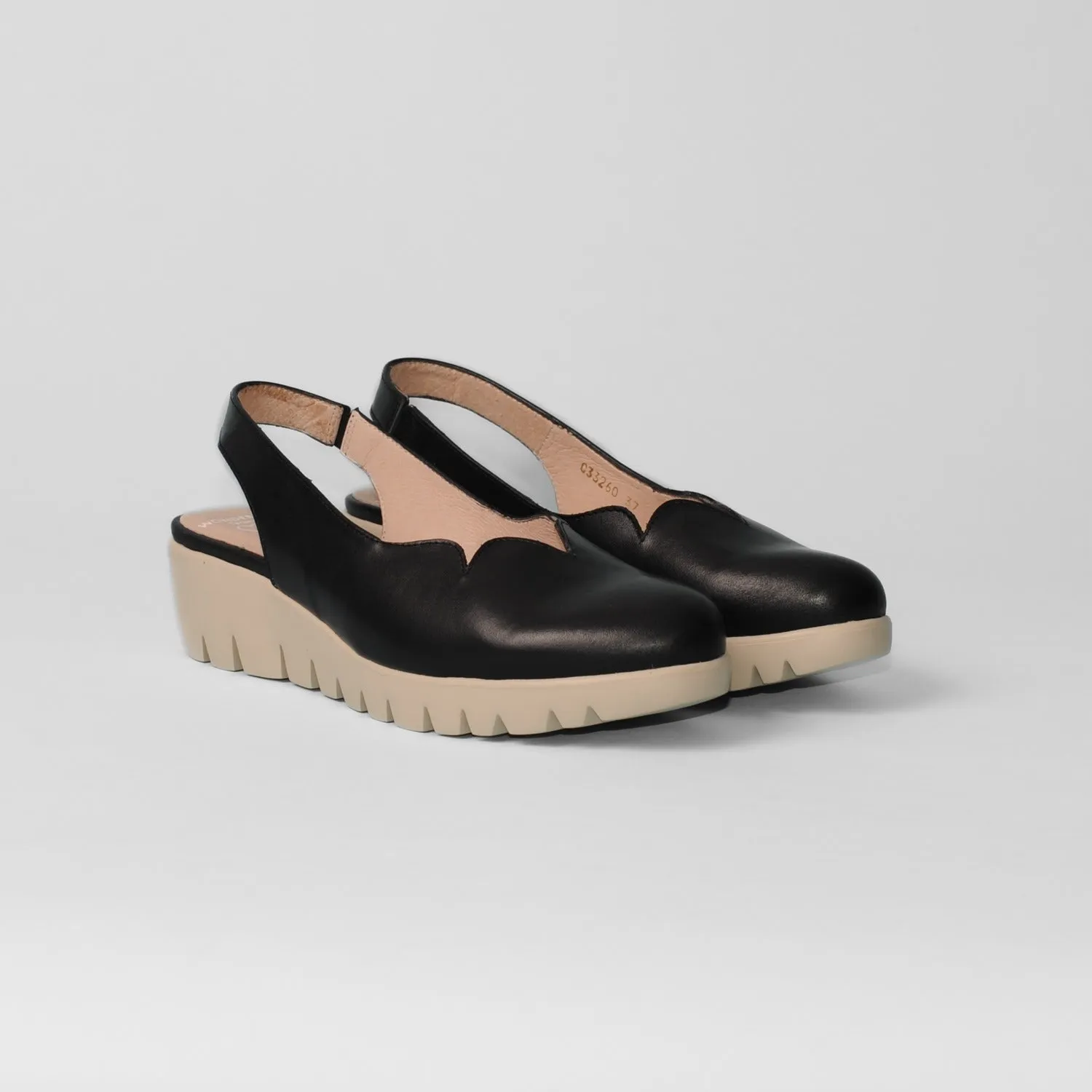 Wonders - C-33260 Black “Fly” Wedge Slingback